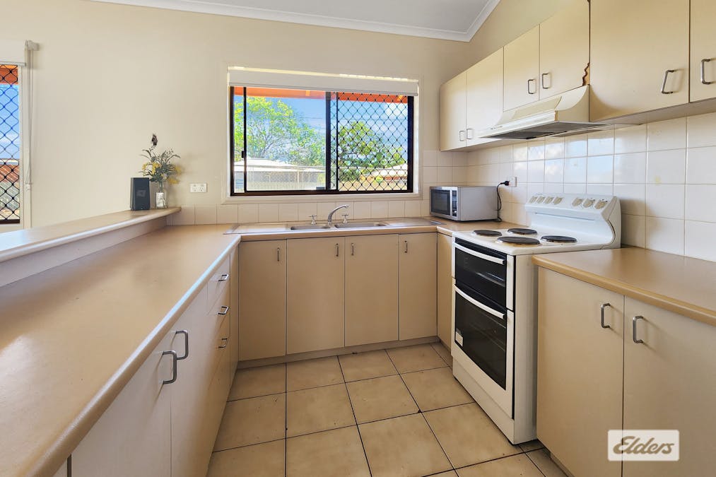 12 Holtze Crescent, Katherine, NT, 0850 - Image 4