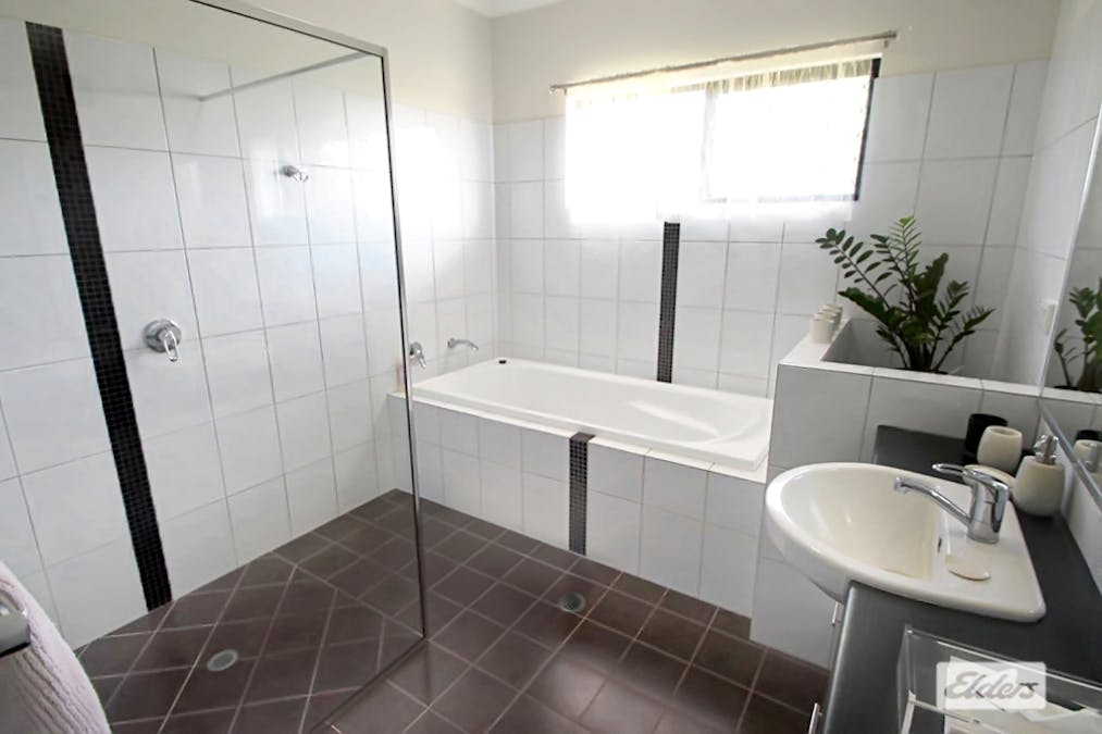 16 Travers Court, Katherine, NT, 0850 - Image 6