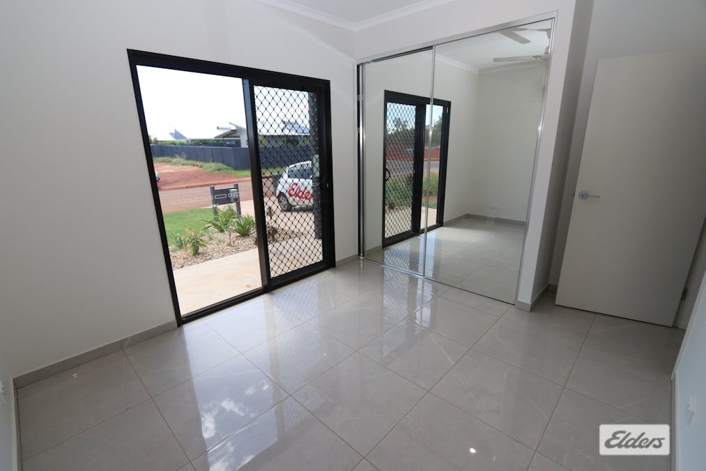 4 Bradshaw Crescent, Katherine, NT, 0850 - Image 8