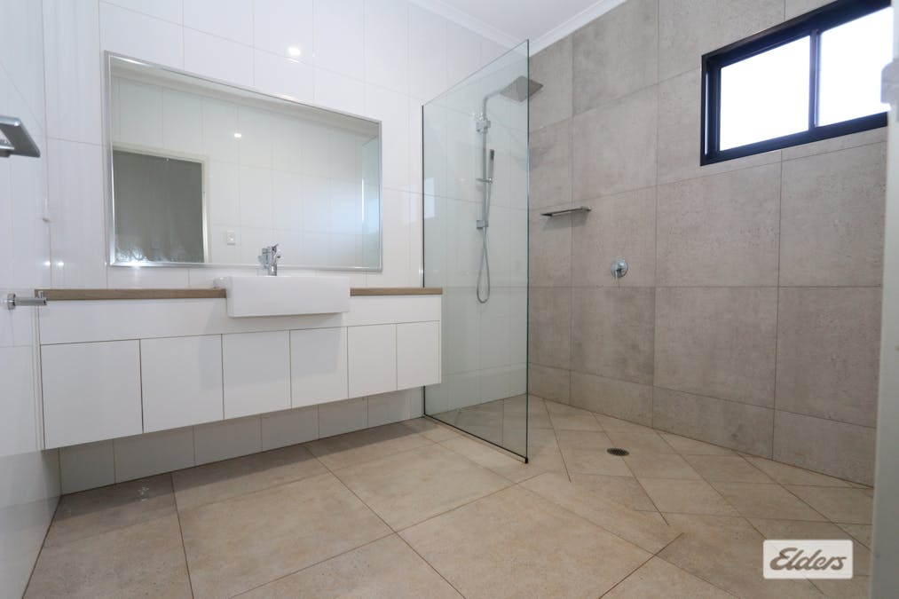 4 Bradshaw Crescent, Katherine, NT, 0850 - Image 9