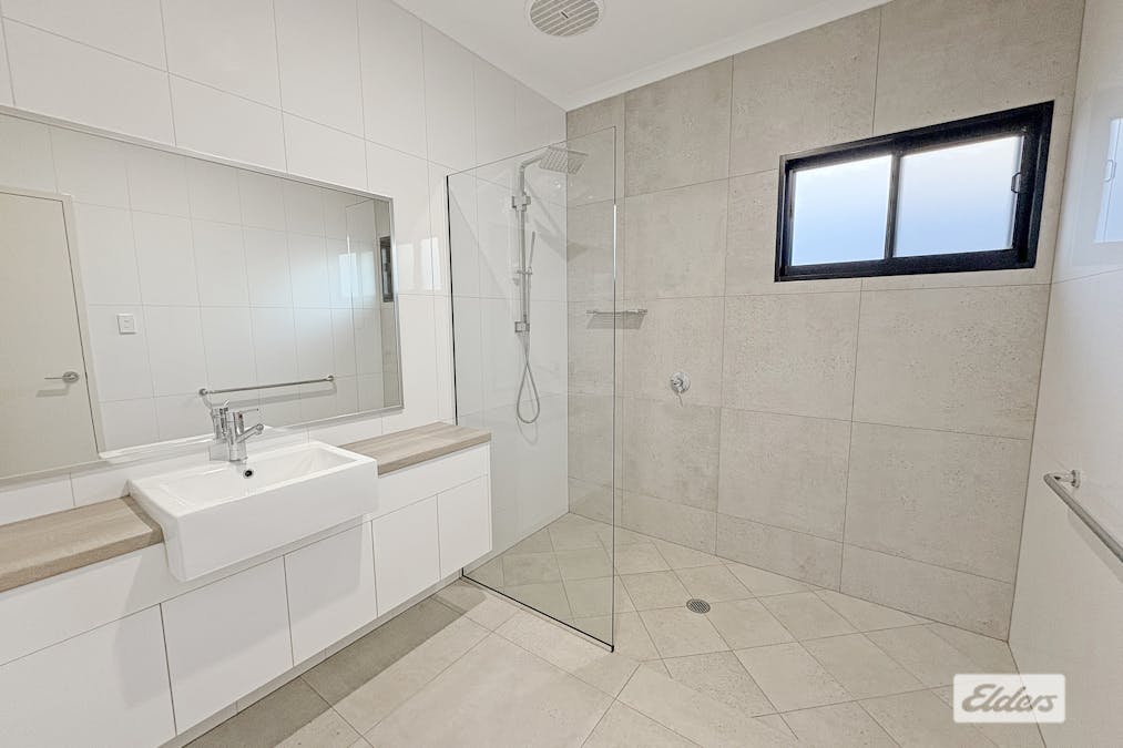 4 Bradshaw Crescent, Katherine, NT, 0850 - Image 4
