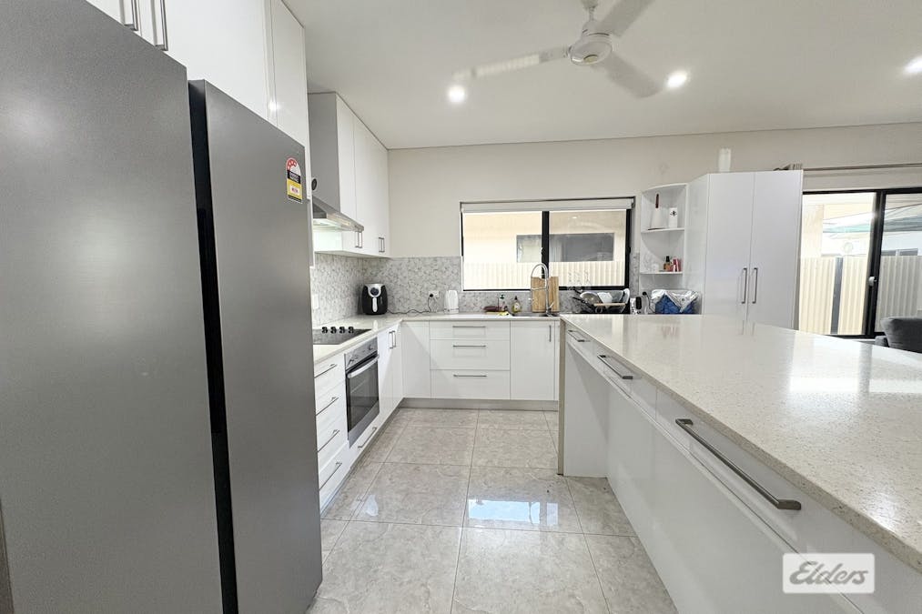 132 Casuarina Street, Katherine, NT, 0850 - Image 2