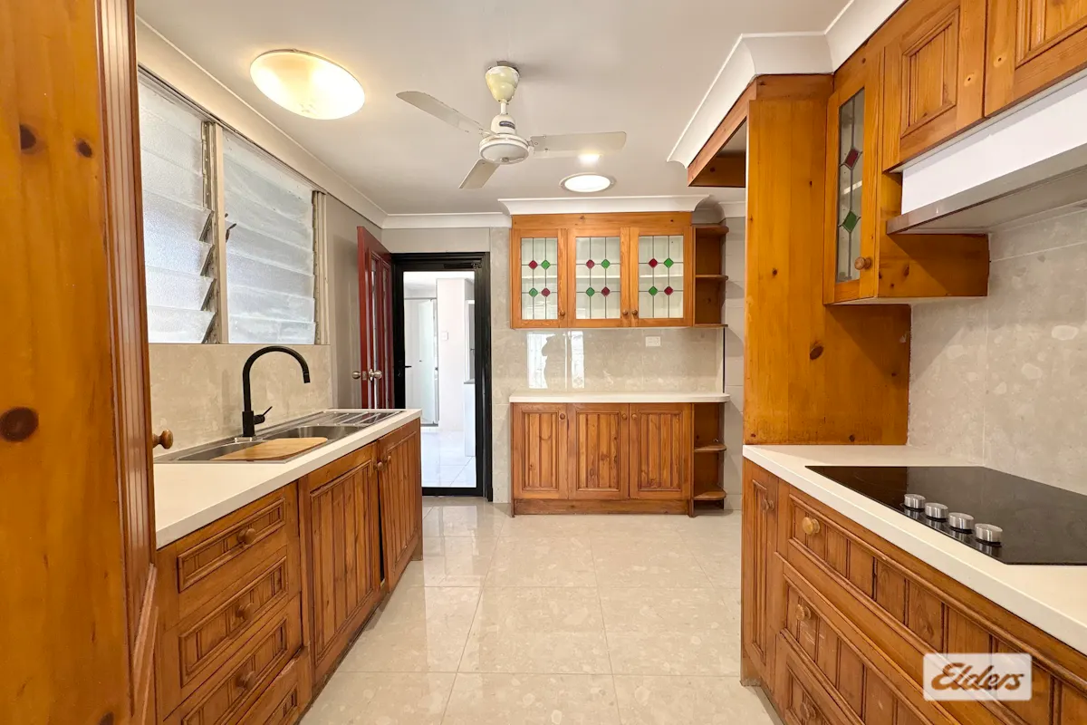 28 Harrod Street — photo 3 of 12