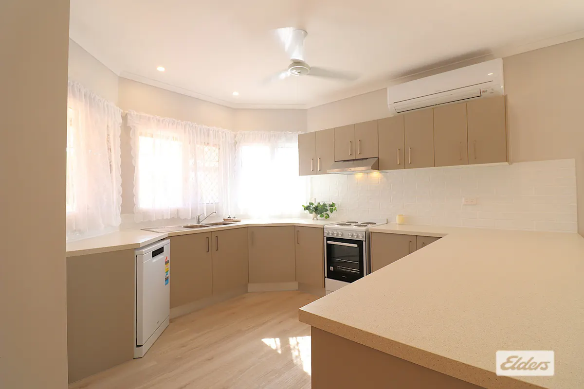 3/5 Lorre Court — photo 2 of 15