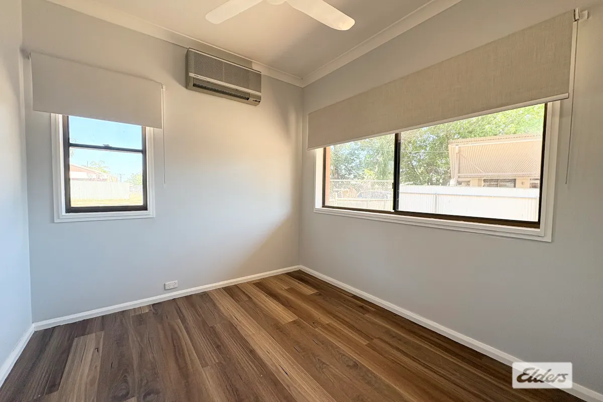 39 Holtze Street — photo 4 of 8