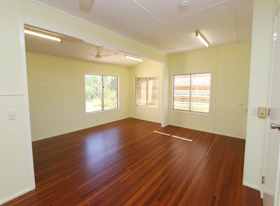 130 Emungalan Road, Katherine, NT, 0850 - Image 12