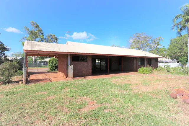 12 Holtze Crescent — photo from Elders Real Estate Katherine