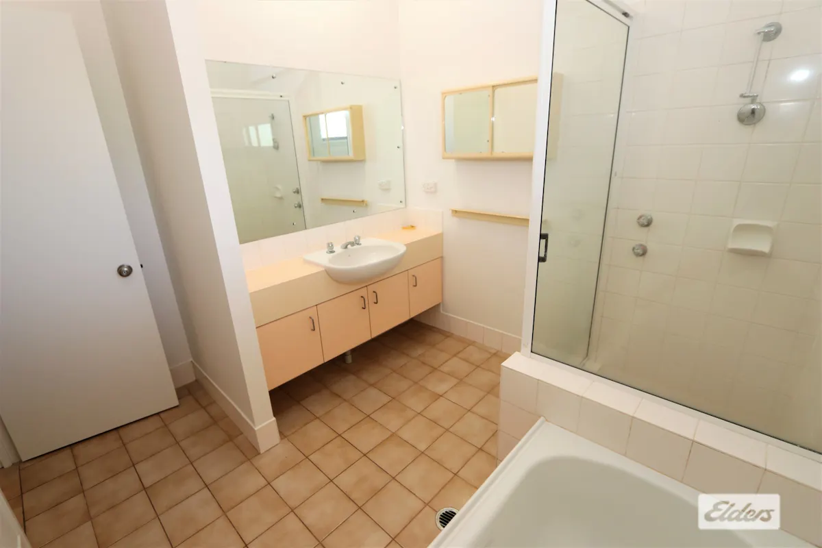 37 Callistemon Drive — photo 7 of 9