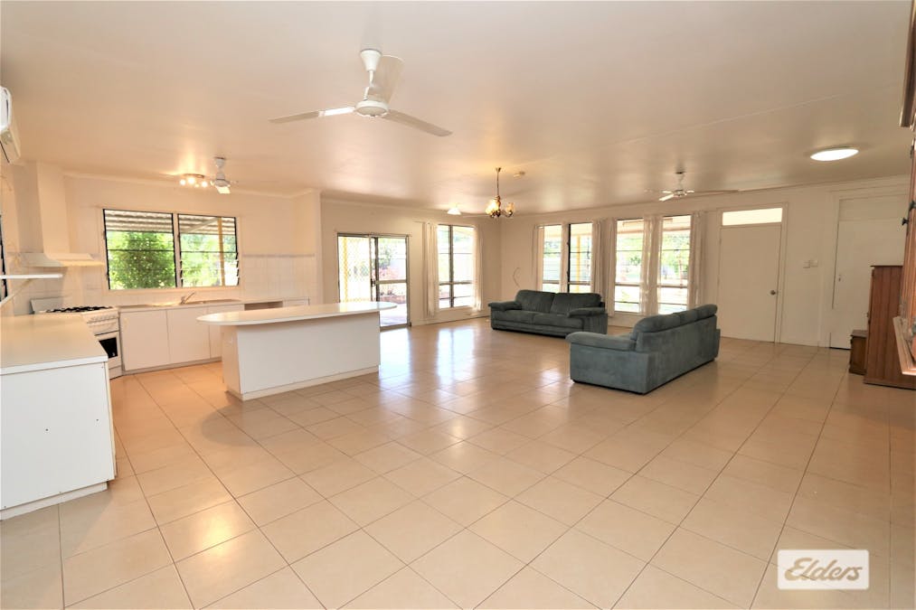 House/426 Zimin Drive, Katherine, NT, 0850 - Image 2