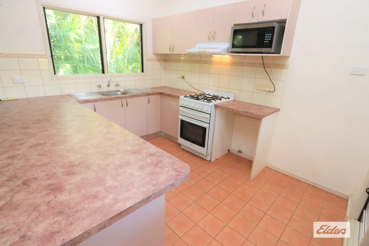 77 Giles Street — photo 5 of 14