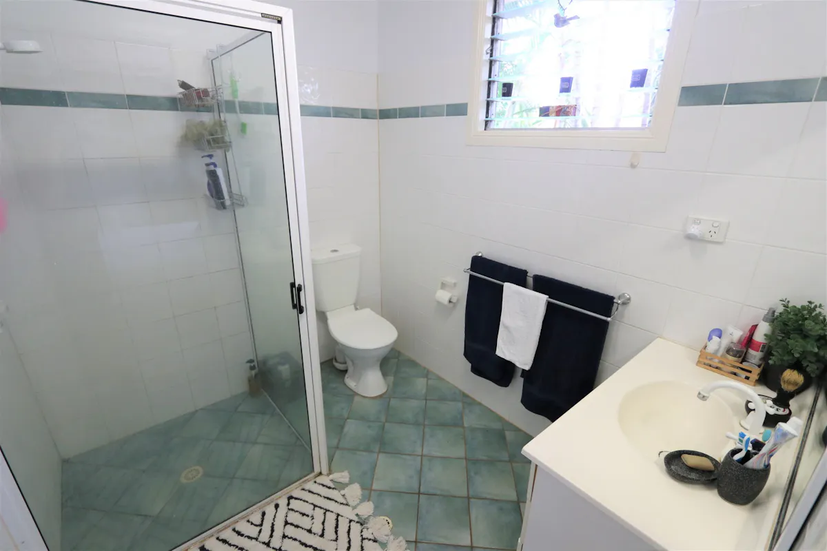 16 Cox Crescent — photo 7 of 17