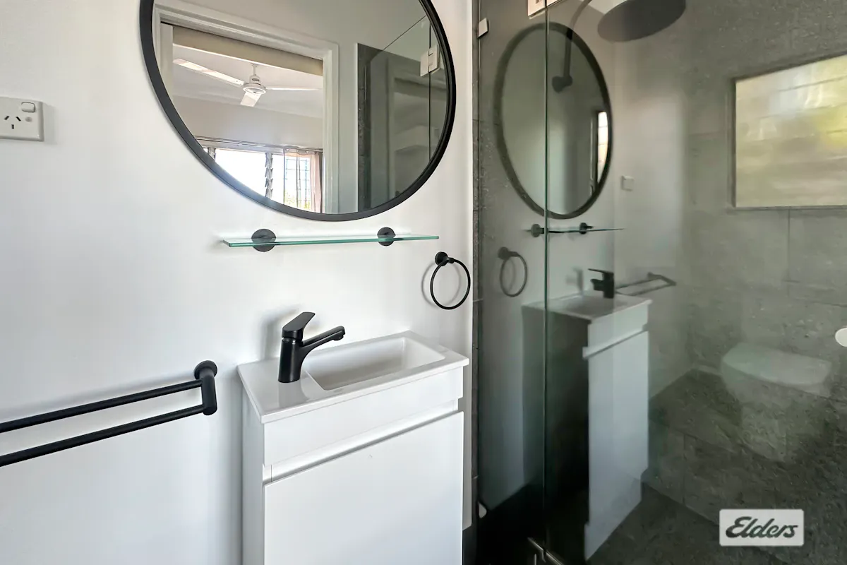 19 Martin Terrace — photo 8 of 17