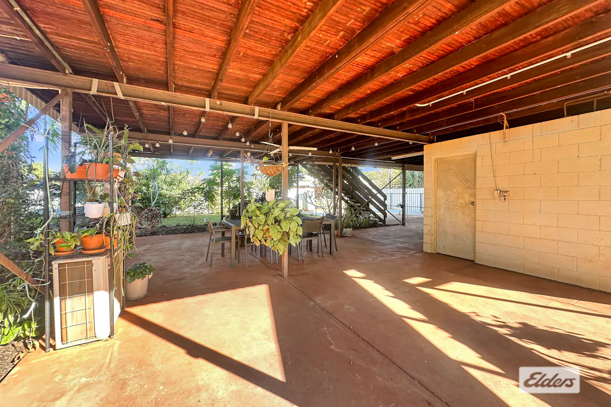 19 Martin Terrace — photo 14 of 17