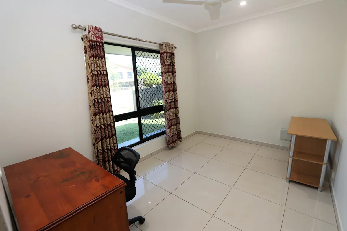 94 Casuarina Street — photo 12 of 19
