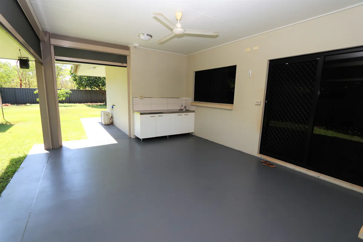 94 Casuarina Street — photo 16 of 19