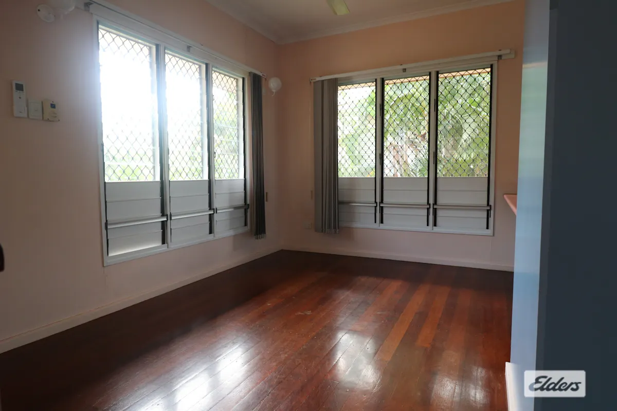 7 Gibson Court — photo 4 of 10