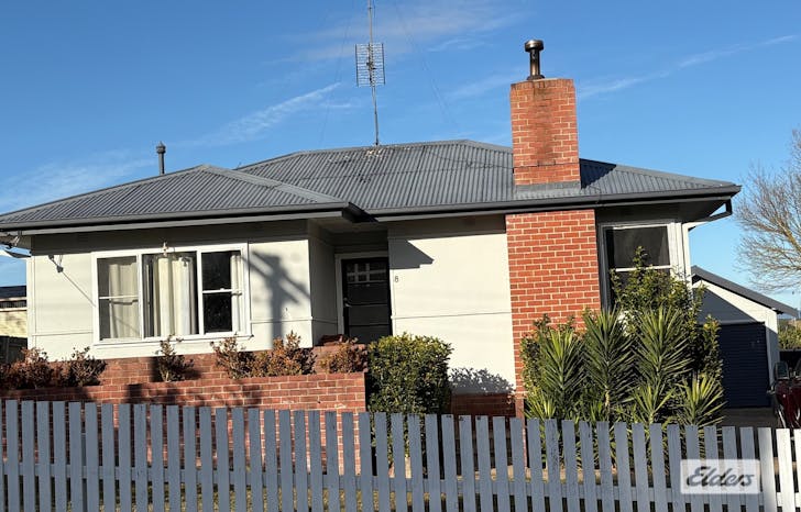 8 Blomfield Avenue, Bega, NSW, 2550