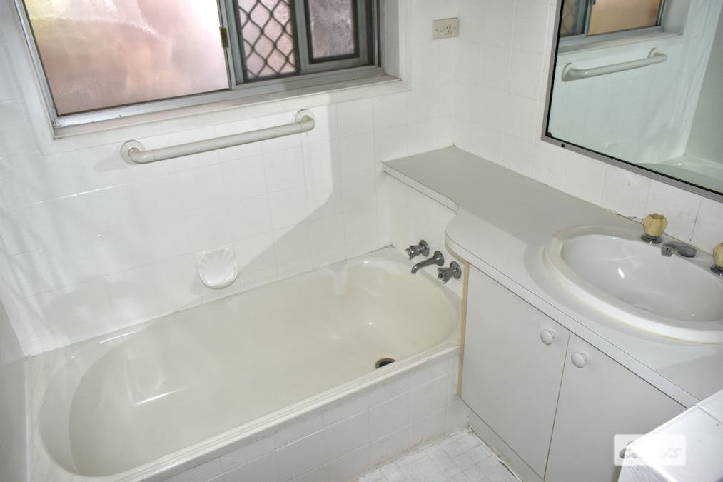 262 Finucane Road, Alexandra Hills, QLD, 4161 - Image 8