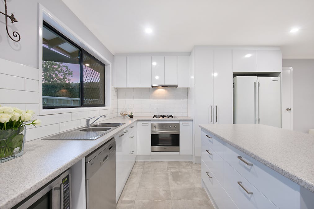 33 Moogara Street, Shailer Park, QLD, 4128 - Image 1