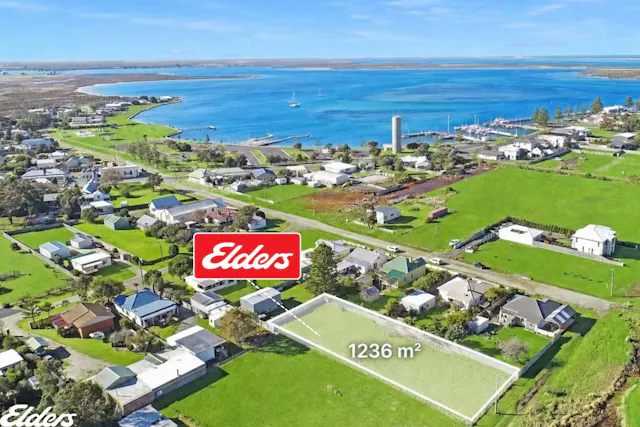 32 Wellington Street — photo from Elders Real Estate Yarram