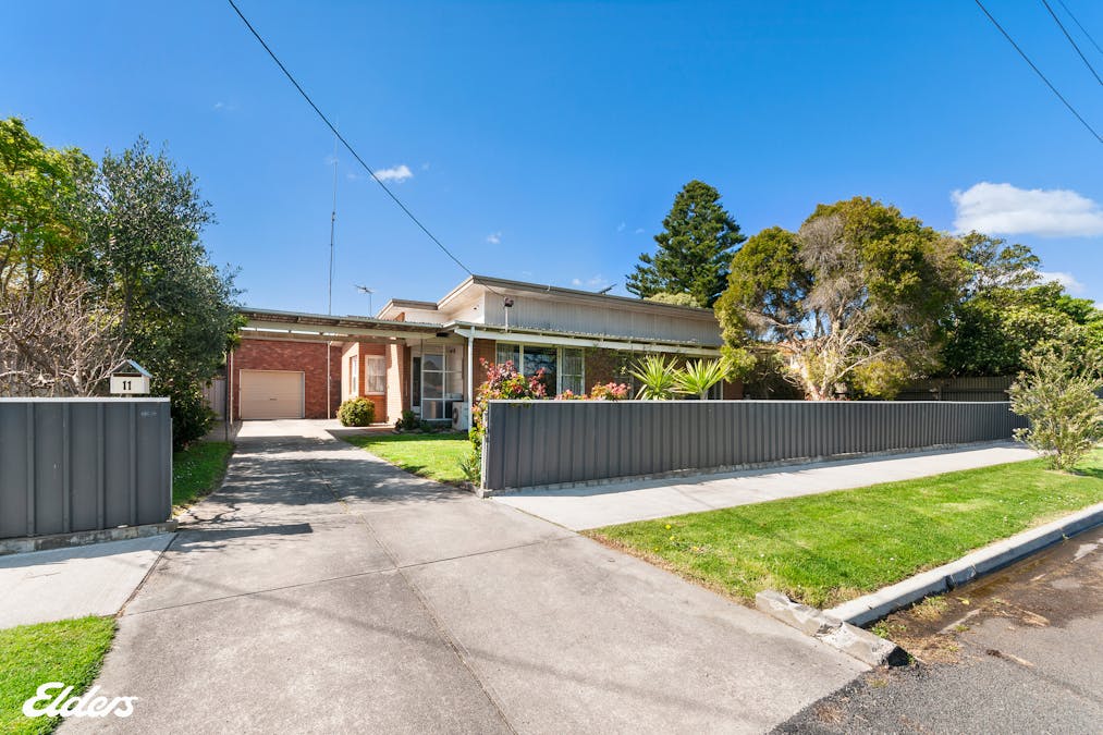 11 Bruce Street, Yarram, VIC, 3971 - Image 3