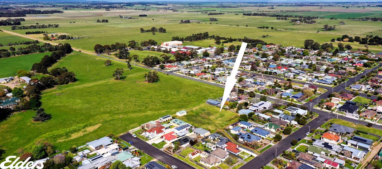 47 Fairview Avenue, Yarram, VIC, 3971 - Image 2