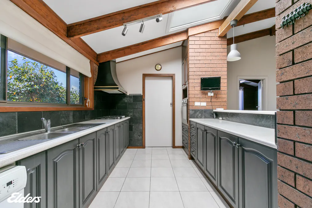 13  Dougherty Street, Yarram, VIC, 3971 - Image 2