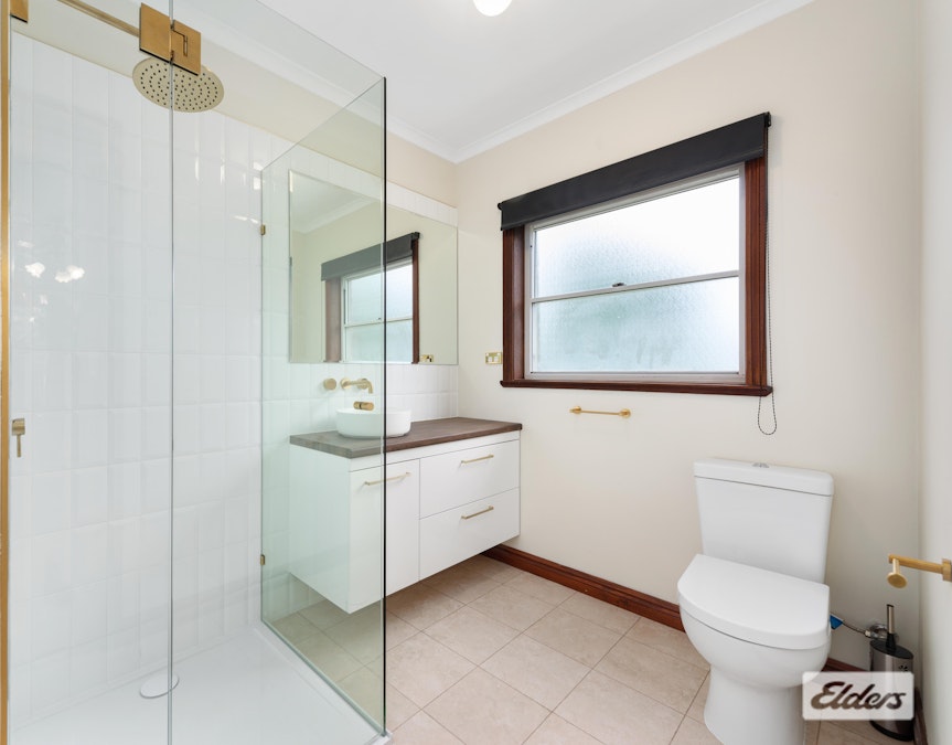 301 Princes Highway, Sale, VIC, 3850 - Image 12