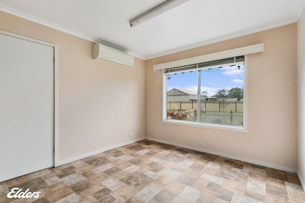 7 Smith Street, Yarram, VIC, 3971 - Image 12
