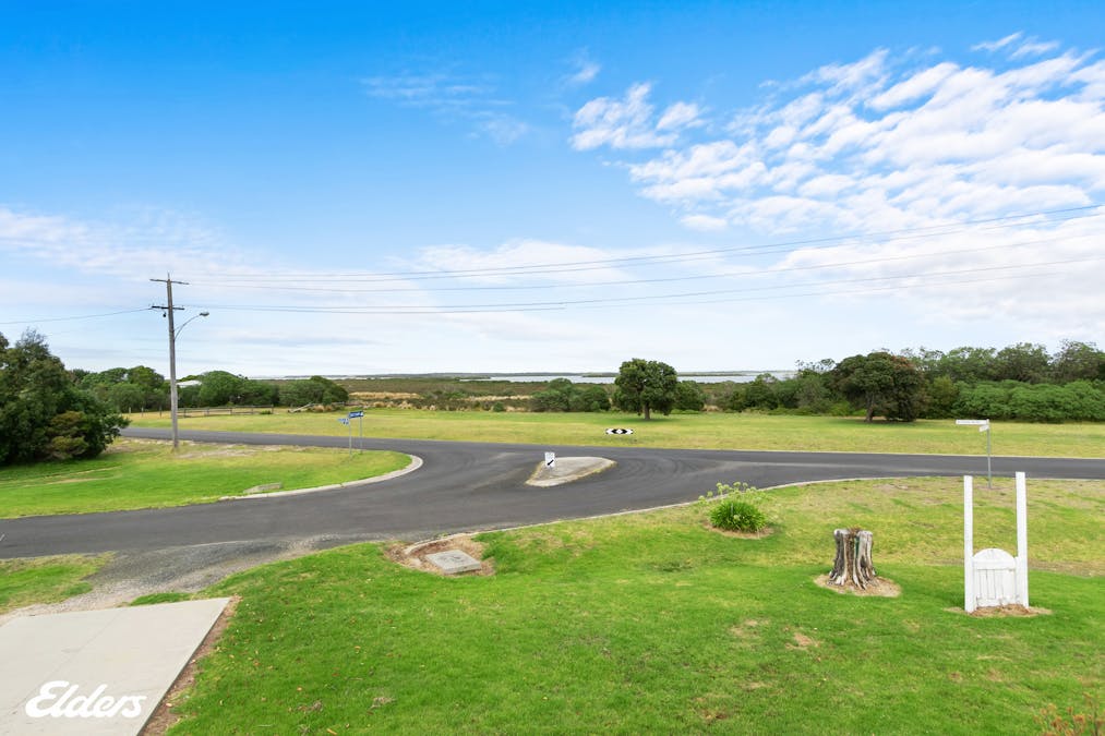 2-4 Foreshore Road, Mcloughlins Beach, VIC, 3874 - Image 24