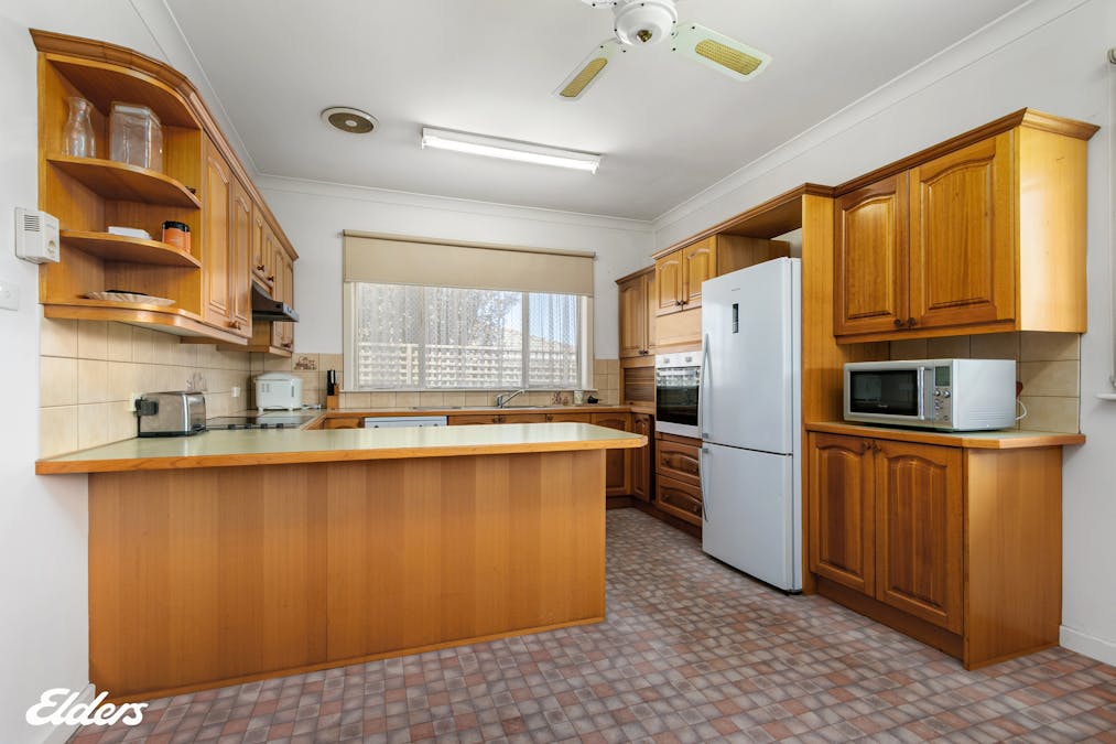 6 Montgomery Street, Yarram, VIC, 3971 - Image 3