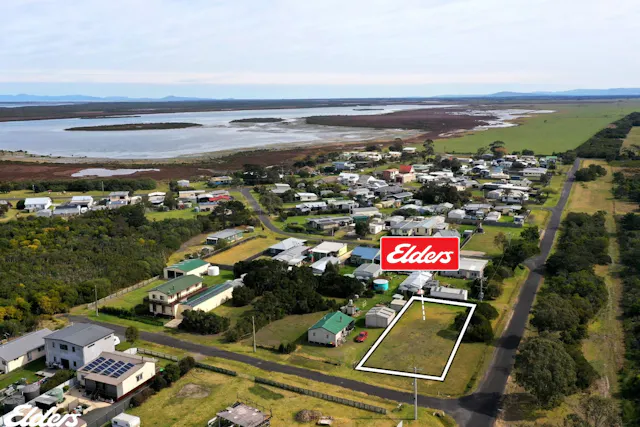 33 Janette Street — photo from Elders Real Estate Yarram