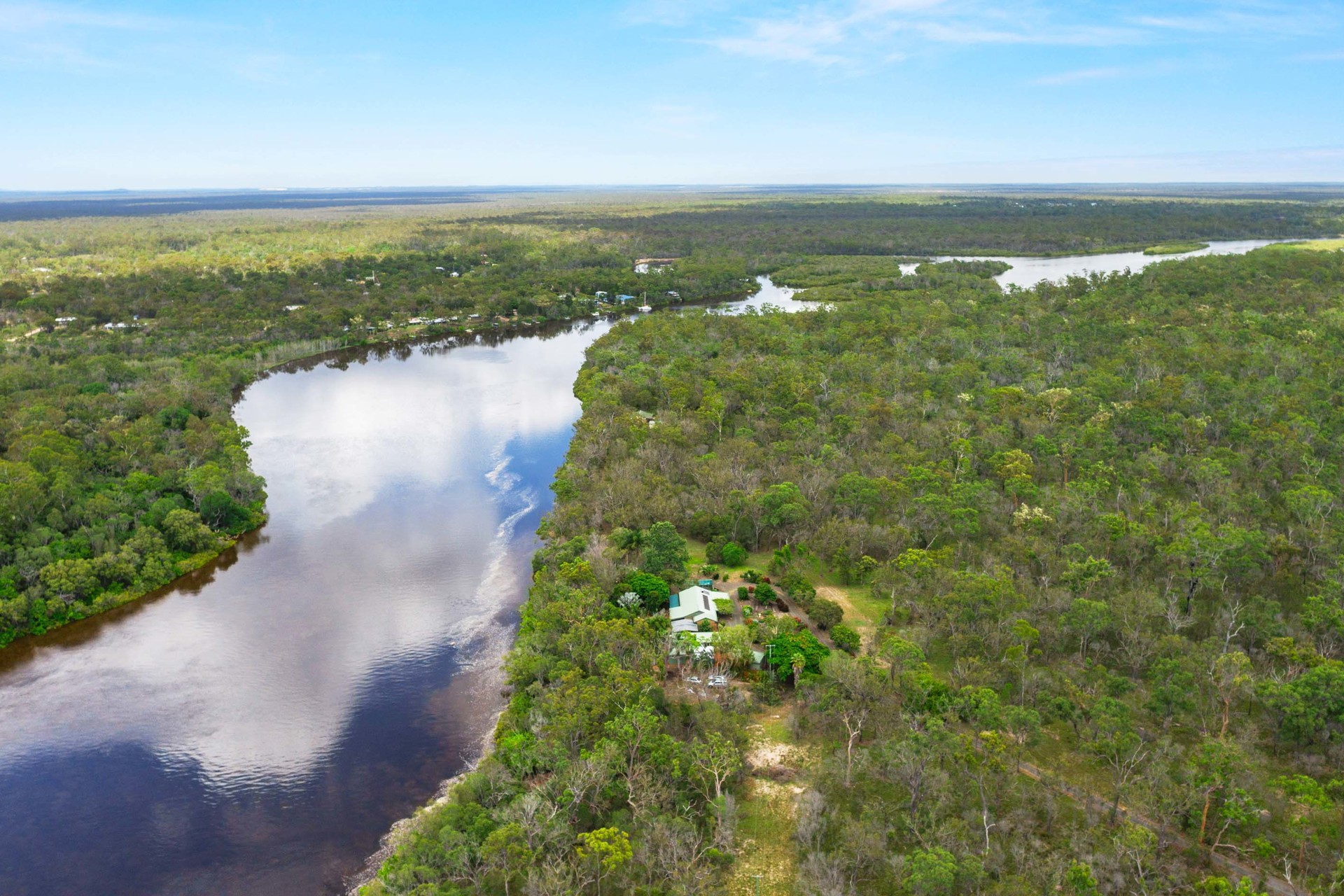 yachtsmans drive burrum heads