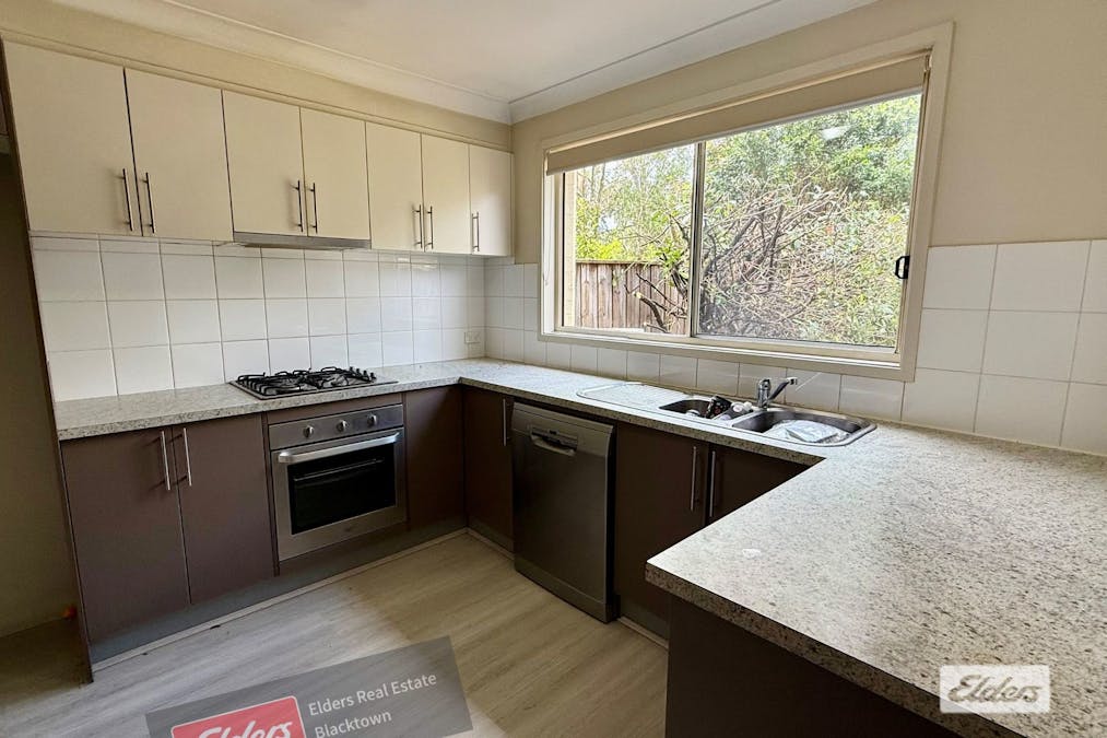 21 Tree Top Circuit, Quakers Hill, NSW, 2763 - Image 2