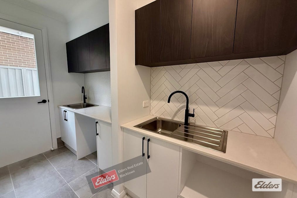 11 Prentice Circuit, Gledswood Hills, NSW, 2557 - Image 7