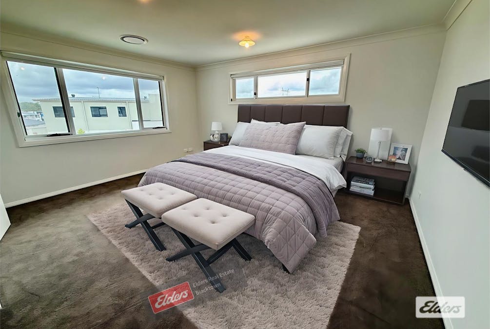 11 Prentice Circuit, Gledswood Hills, NSW, 2557 - Image 5