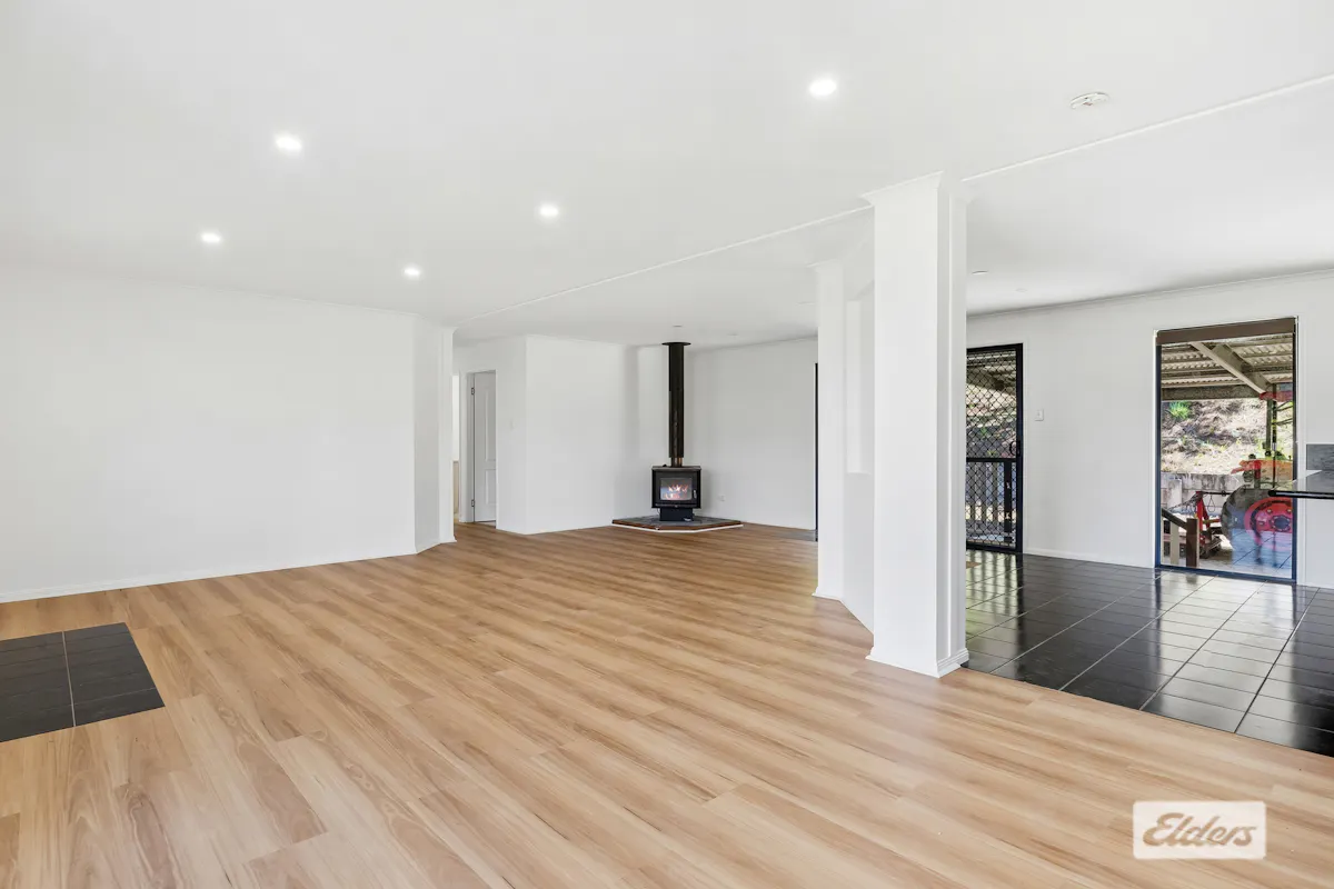 5 Charbray Place — photo 11 of 30