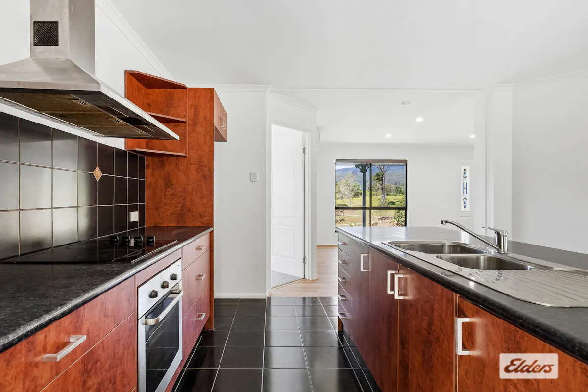 5 Charbray Place — photo 6 of 30