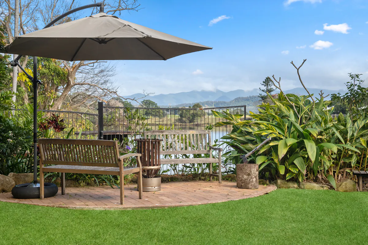 141 Tweed Valley Way — photo 11 of 30