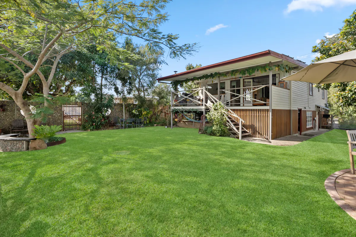 141 Tweed Valley Way — photo 9 of 30