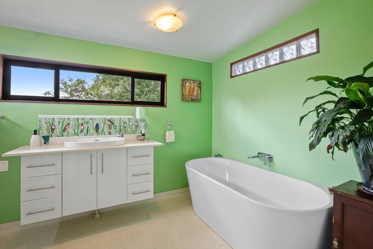 141 Tweed Valley Way — photo 21 of 30