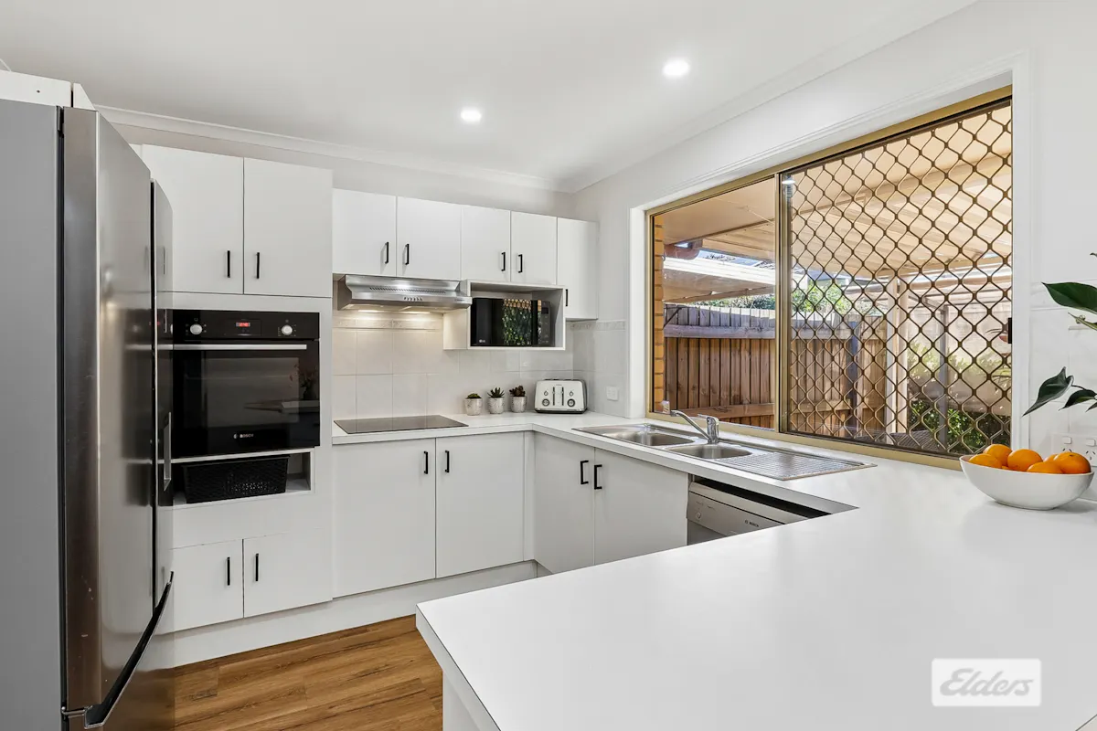 2/2 Lamington Way — photo 4 of 20
