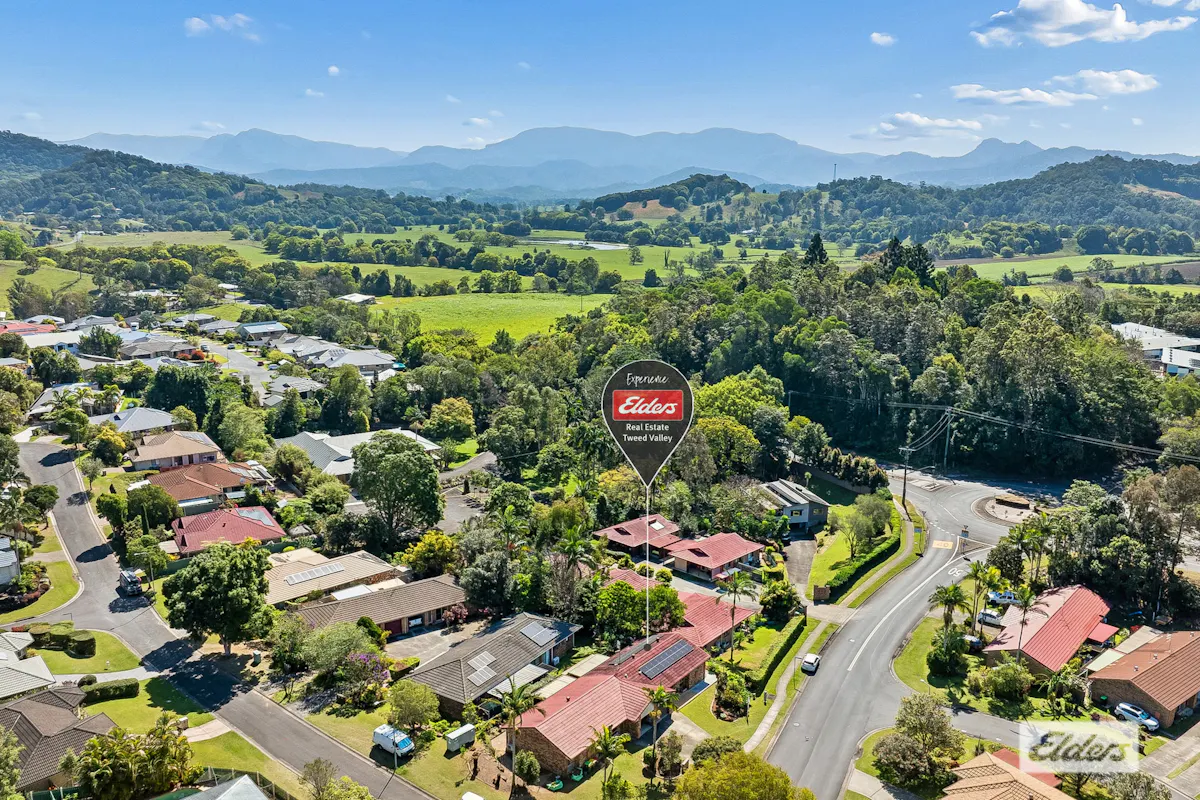 2/2 Lamington Way — photo 19 of 20