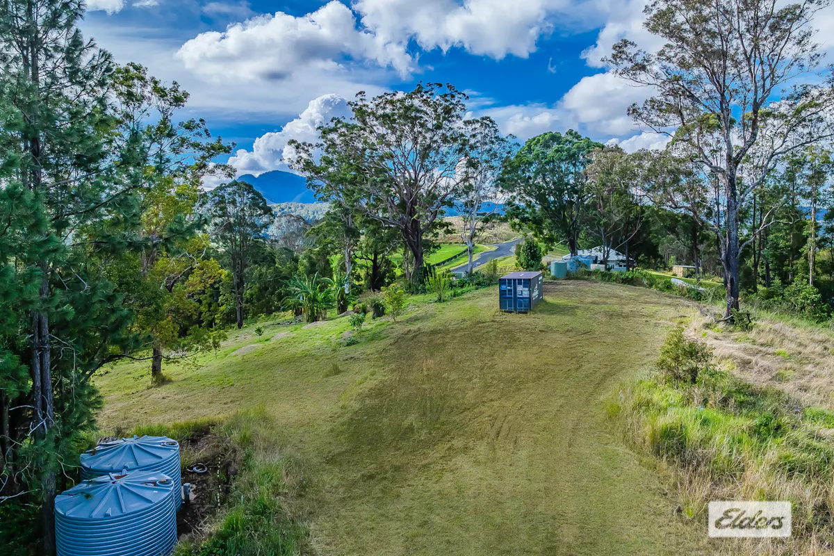 4 Mebbin Drive — photo 2 of 7