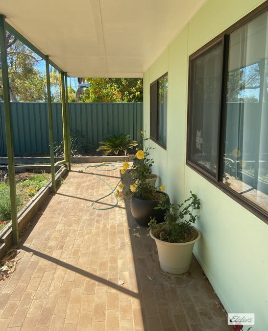 4 Edith Street, Miles, QLD, 4415 - Image 2