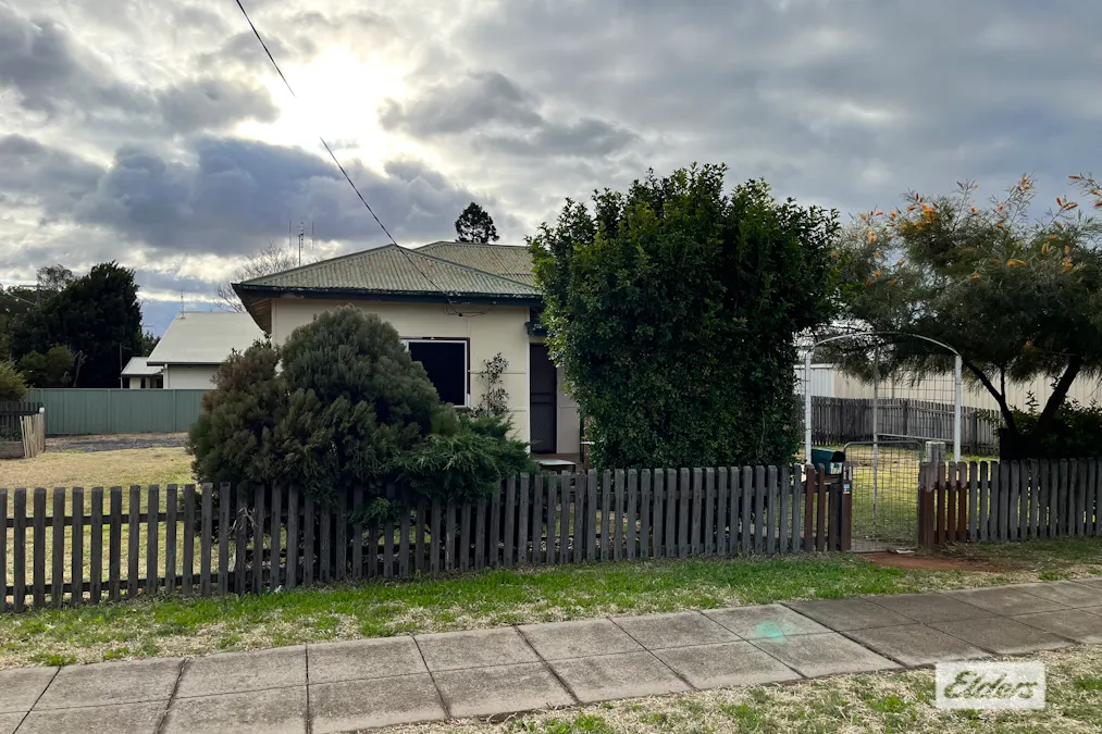 17 Wambo Street, Chinchilla, QLD, 4413 - Image 2