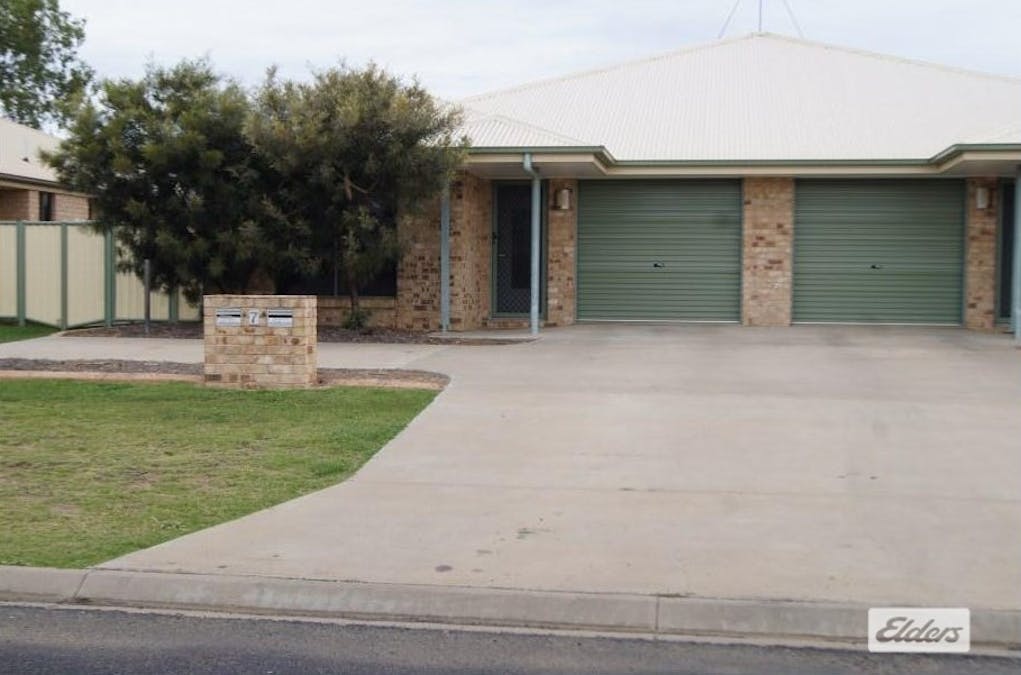 1/7 Luscombe Street, Chinchilla, QLD, 4413 - Image 1