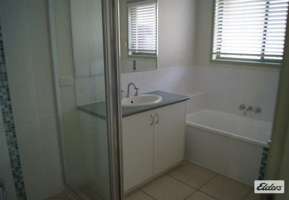 1/7 Luscombe Street, Chinchilla, QLD, 4413 - Image 4