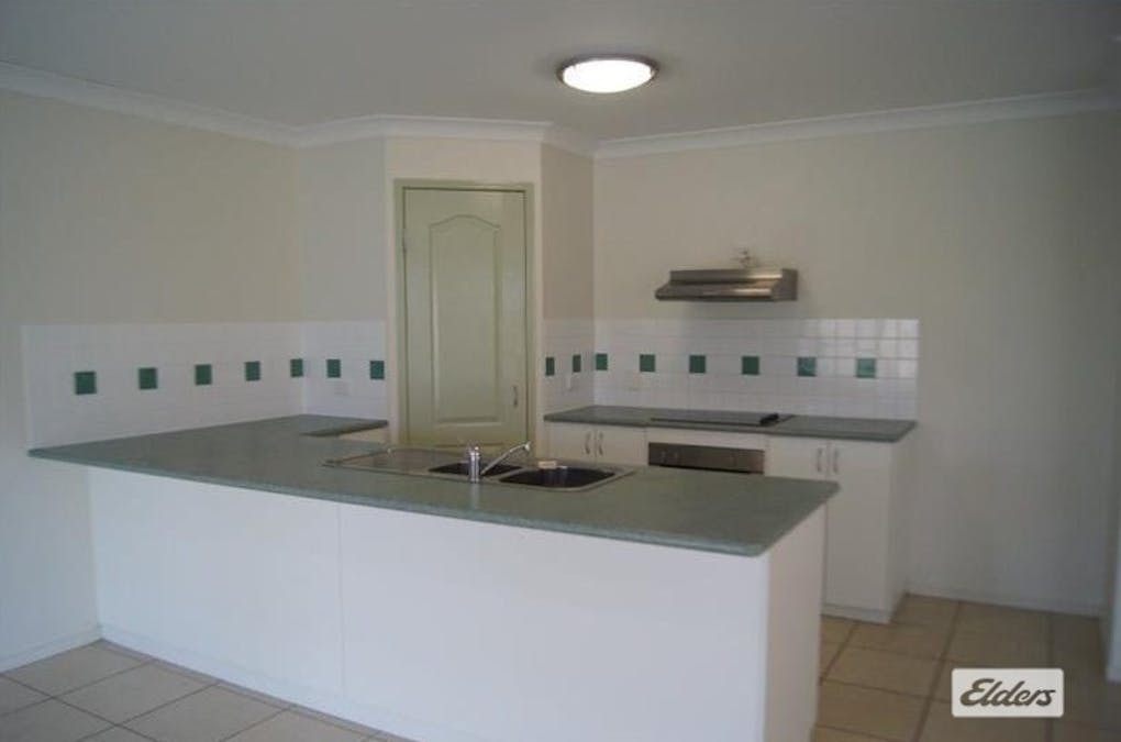 1/7 Luscombe Street, Chinchilla, QLD, 4413 - Image 3