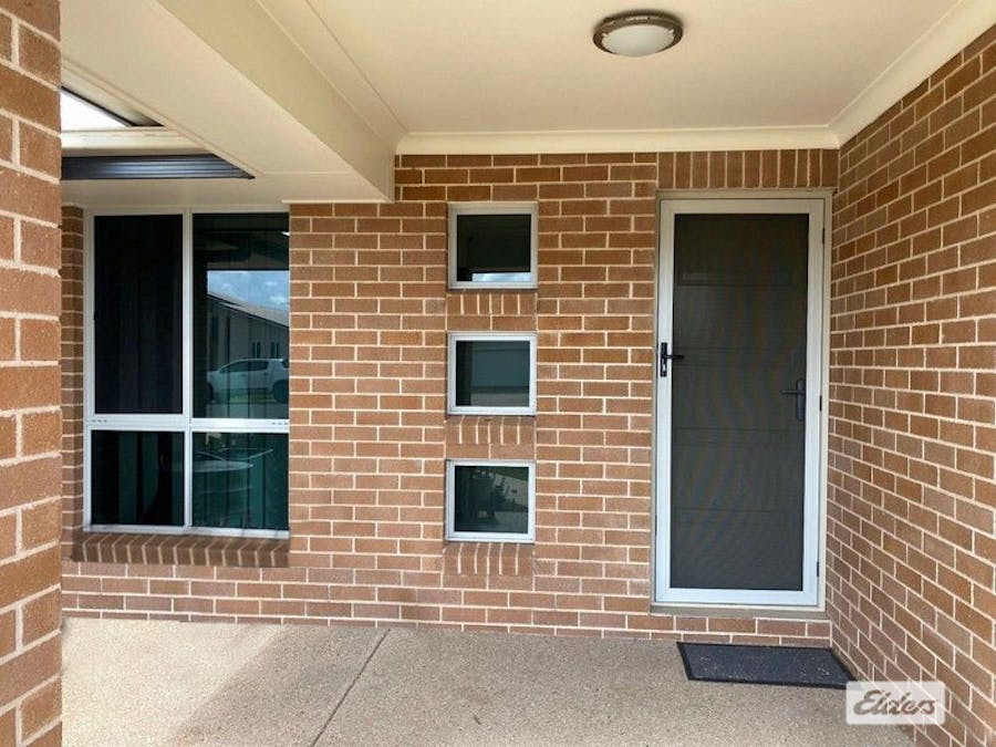 28 Cameron Street, Chinchilla, QLD, 4413 - Image 8